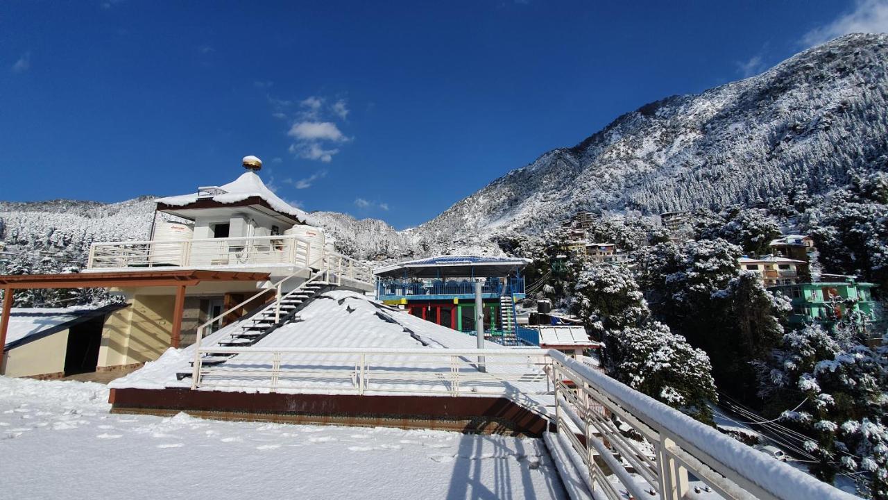 Nomadic Inn Дхарамсала Екстериор снимка
