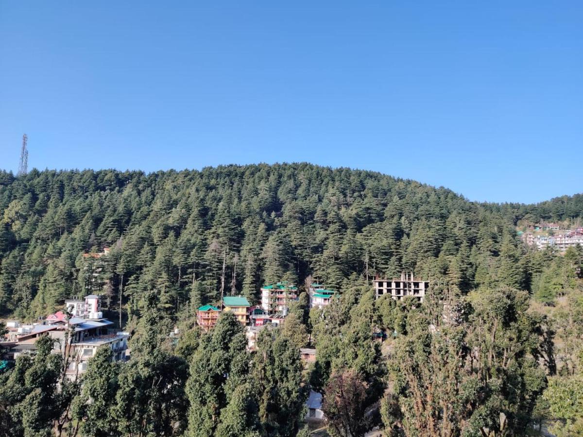 Nomadic Inn Дхарамсала Екстериор снимка
