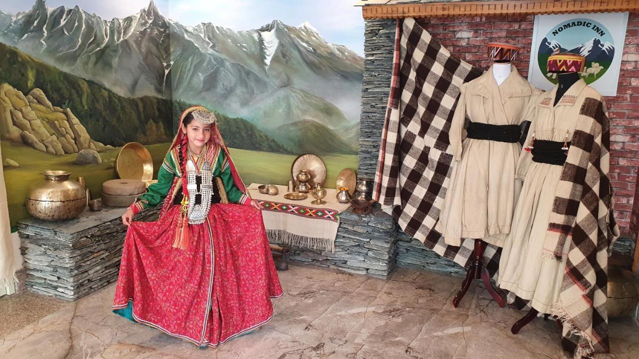 Nomadic Inn Дхарамсала Екстериор снимка